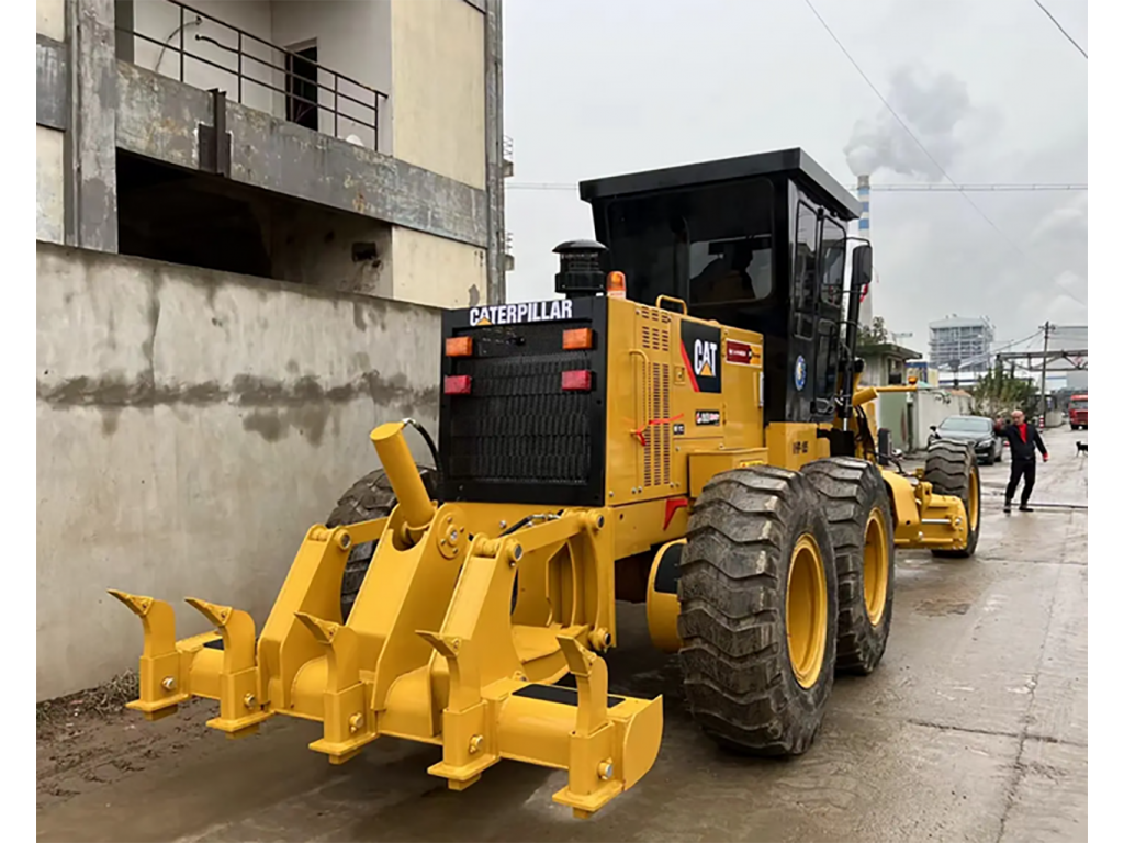 Motor Grader รถเกลี่ยดิน Cat 140H