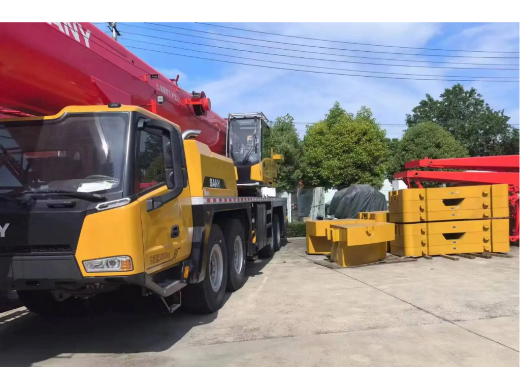 STC1000T6 รถเครนบรรทุก 100 ตัน